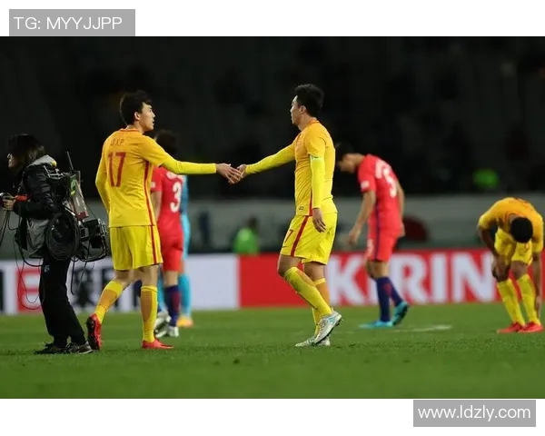 韩国足球明星卡的魅力与价值探讨及其对球迷文化的影响分析